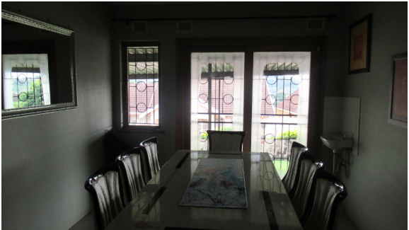 Spacious 3-Bedroom Home with a Large Yard